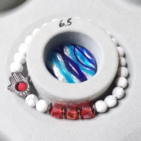 Hamsa Hand ~ Blessing Bracelet! Red Bling Beads & Howlite + Gunmetal - Picture 5 of 7